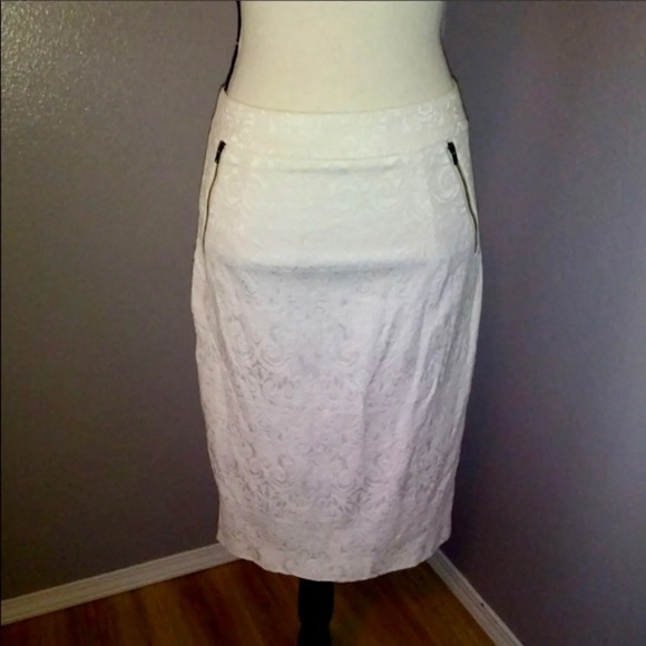 Nordstrom Dresses & Skirts - Nordstrom DE Collection white double zip pencil skirt